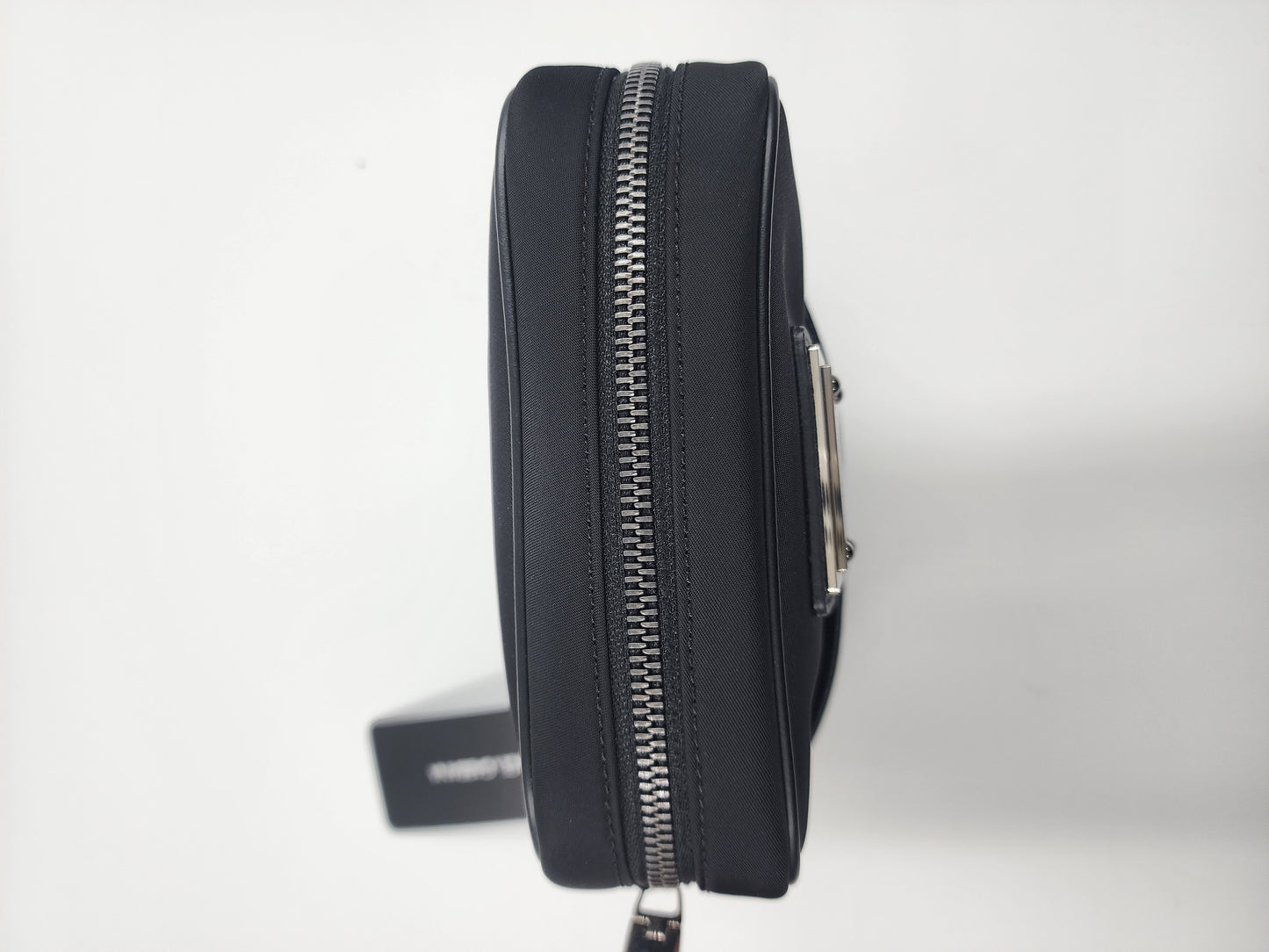 Dolce & Gabbana logo-plaque zip-fastening messenger bag - One Size
