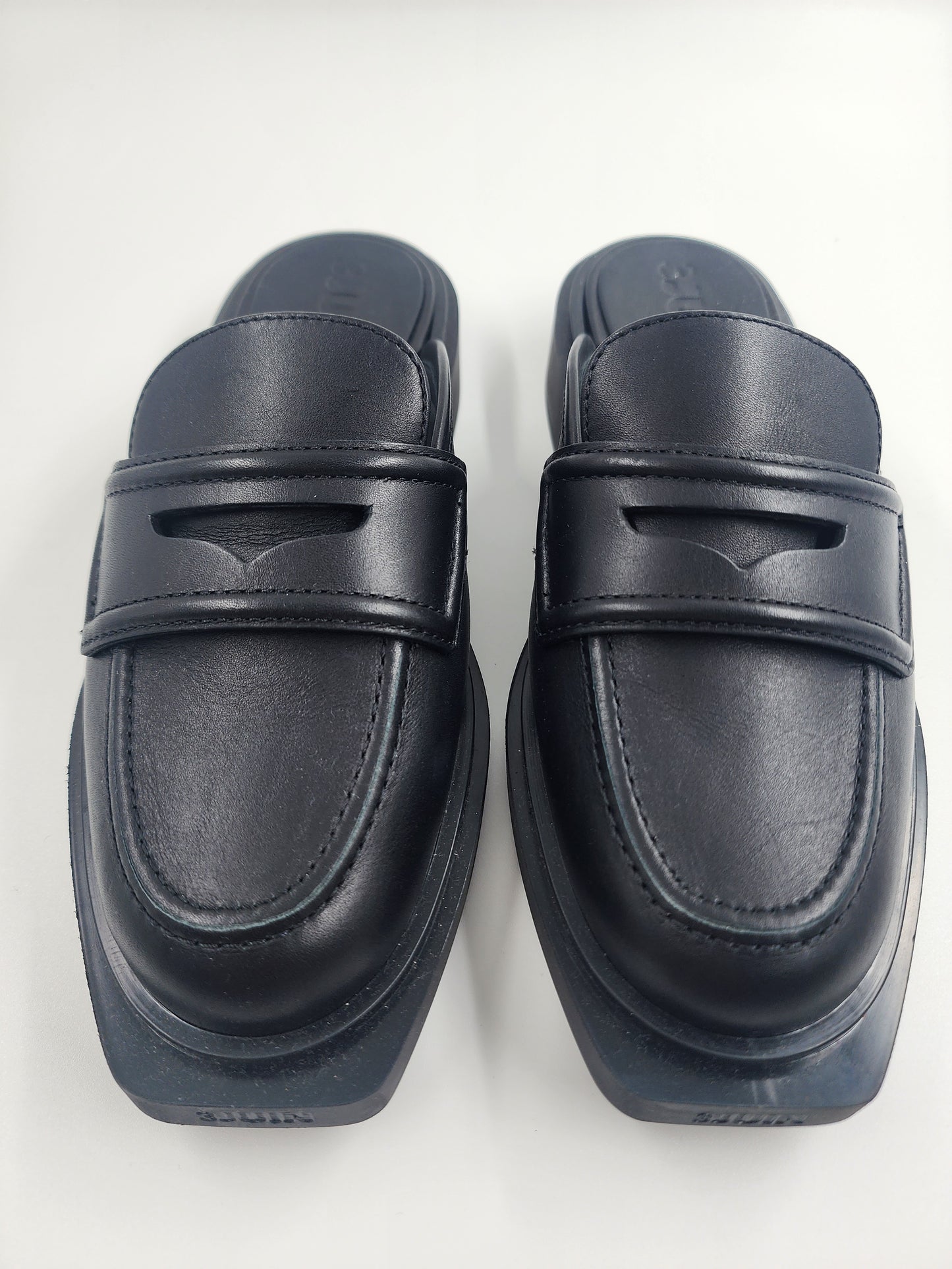 3Juin Women's Black Slip-On Loafer Flats - EU 36.5