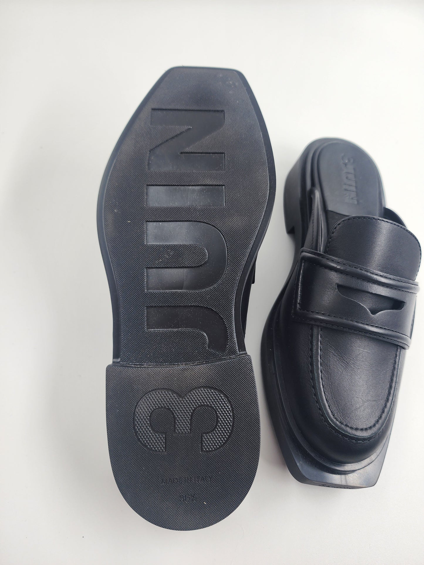 3Juin Women's Black Slip-On Loafer Flats - EU 36.5