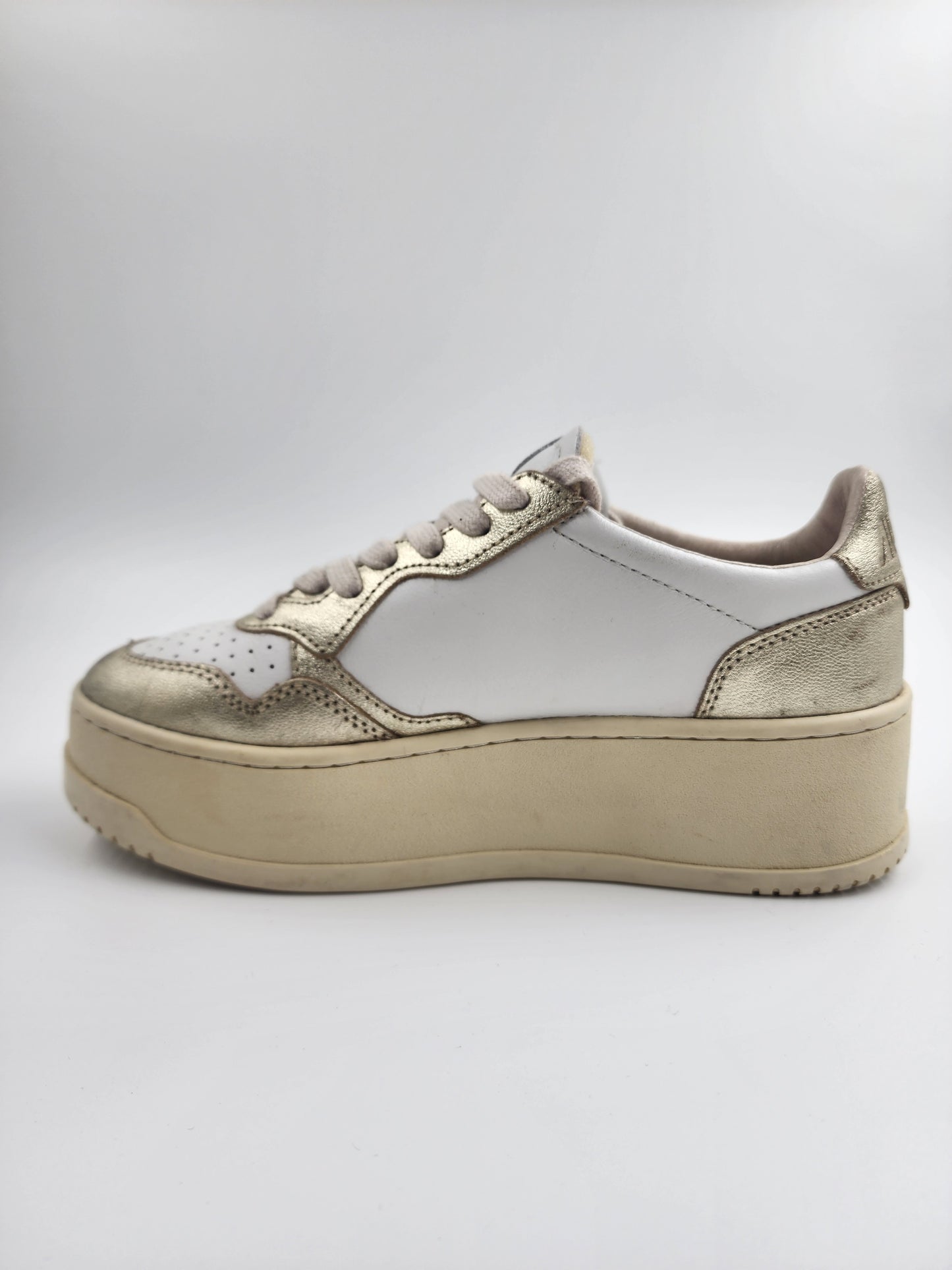 Autry Sneakers MEDALIST Metallic Trainers - EU 38