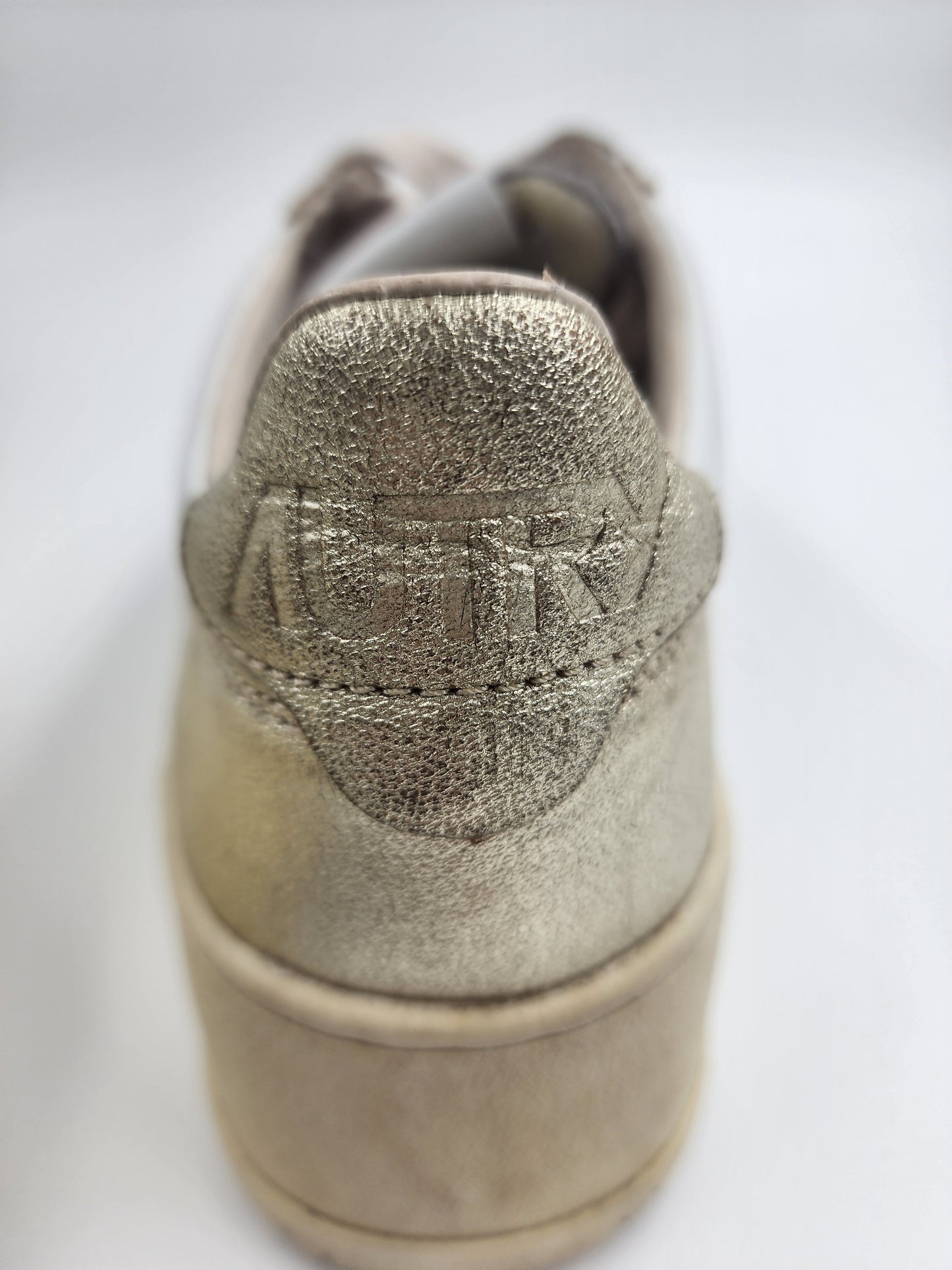 Autry Sneakers MEDALIST Metallic Trainers - EU 38