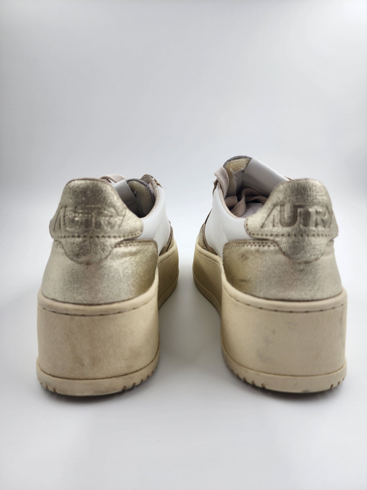 Autry Sneakers MEDALIST Metallic Trainers - EU 38