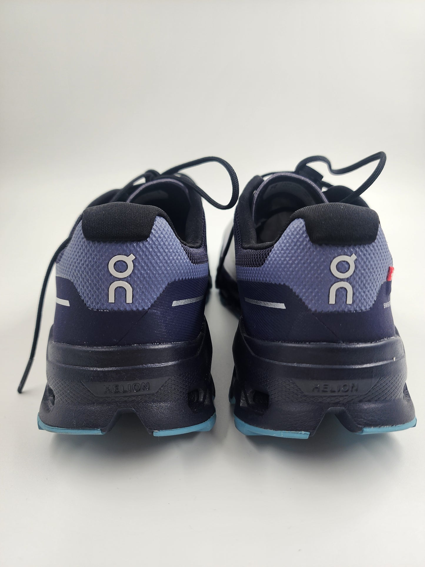 ON Cloudvista Cushioned-Sole Mesh Low-Top Running Trainers - UK 4