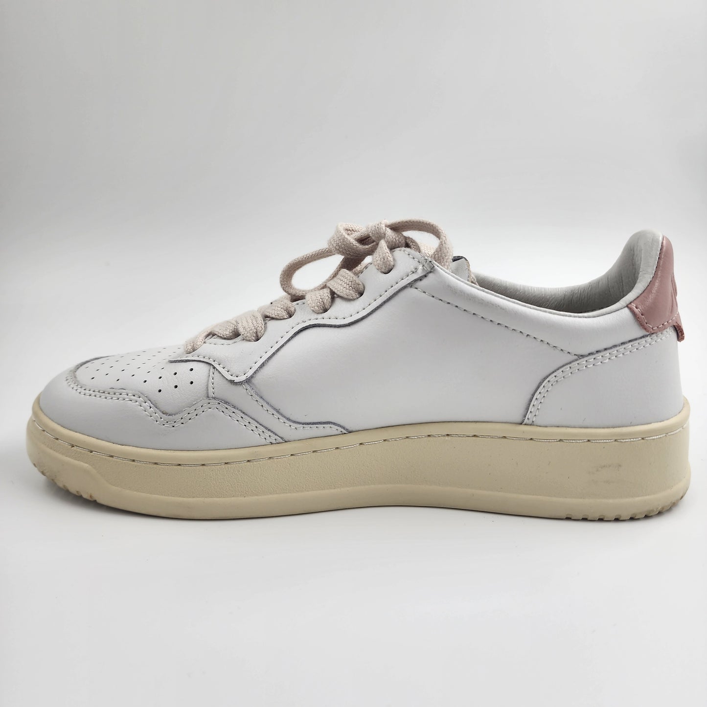 Autry Medalist White Leather Trainers - EU 39