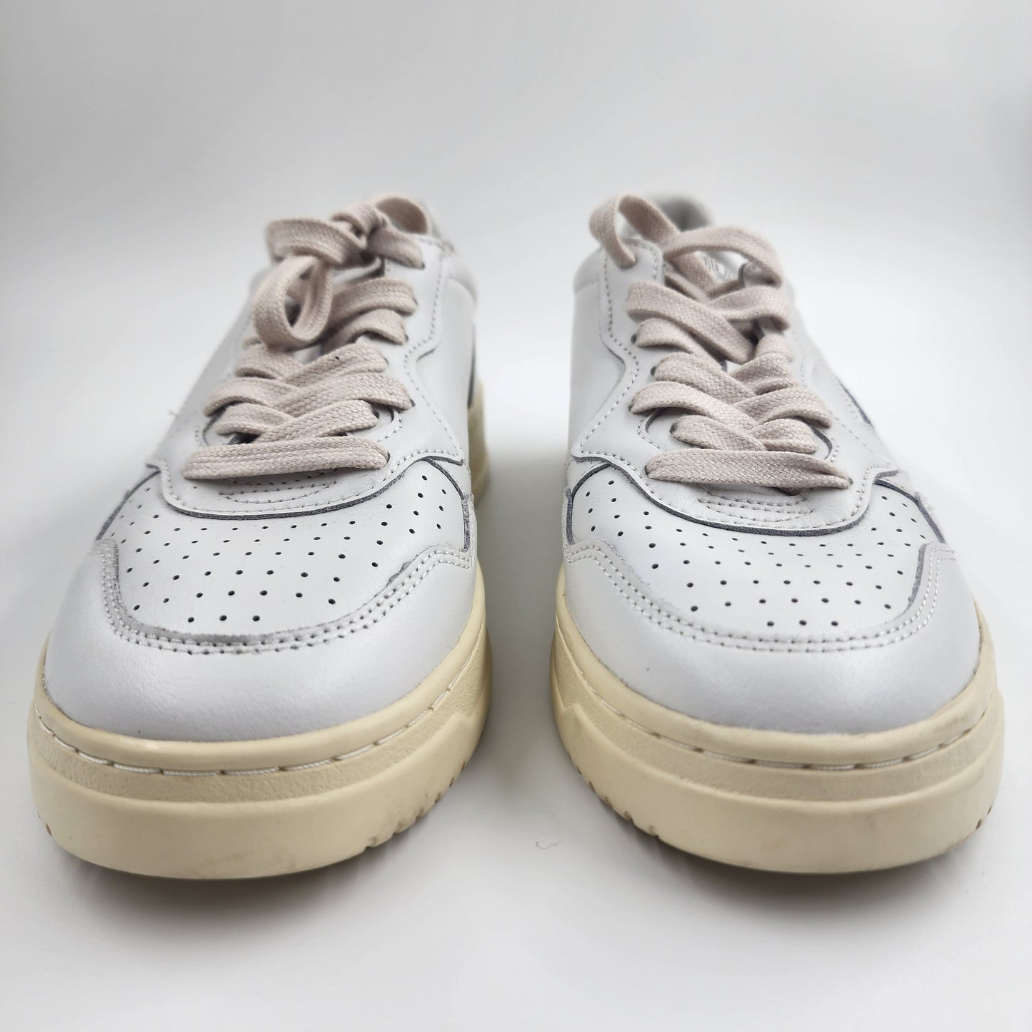 Autry Medalist White Leather Trainers - EU 39
