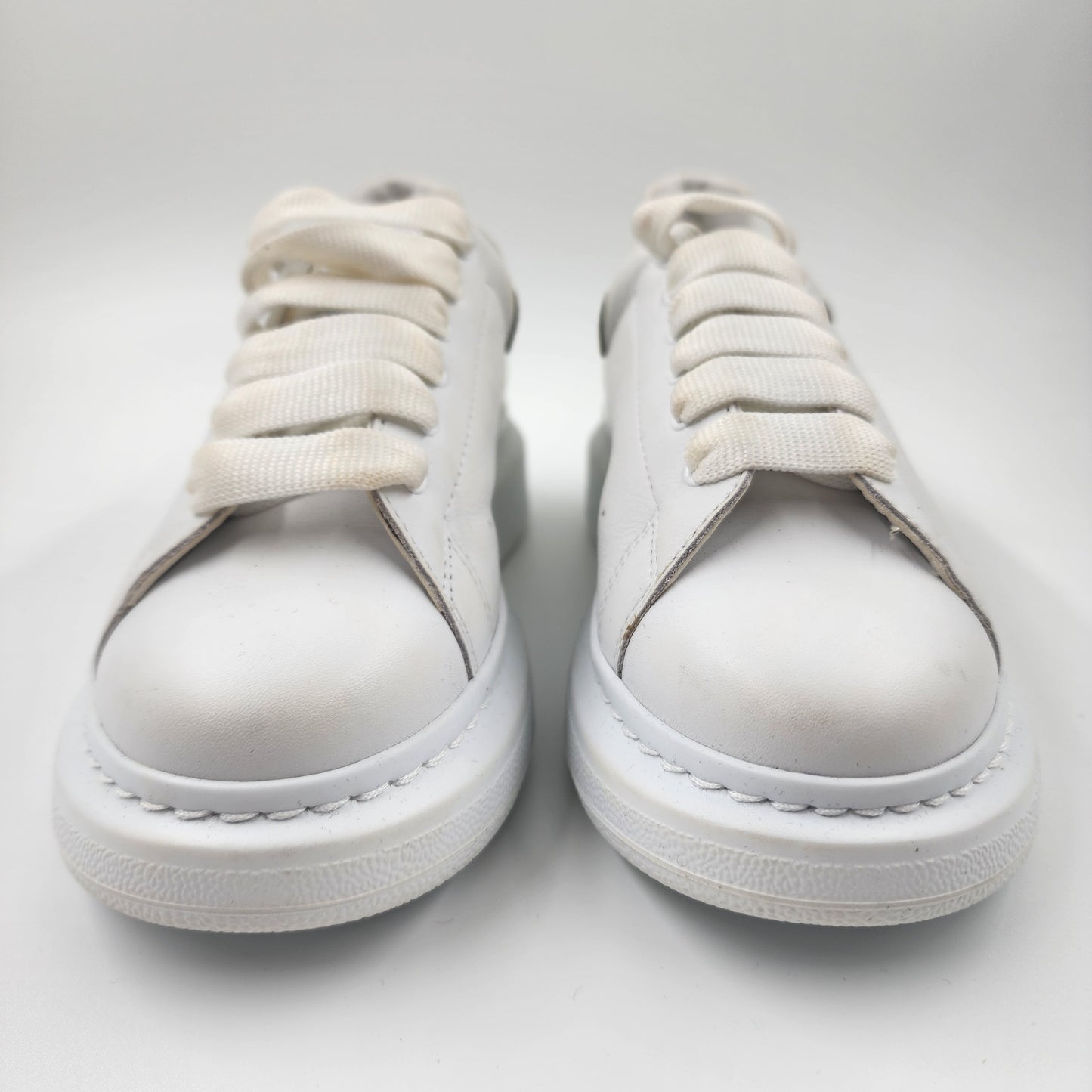 Alexander McQueen Oversized Metallic Leather White/Gold Sneakers - EU 33.5