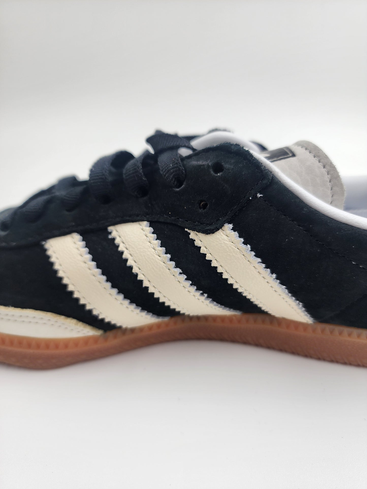 Adidas Originals Samba OG trainers in black and beige suede - UK 8